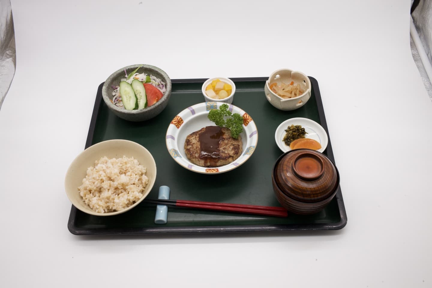 ハンバーグ定食